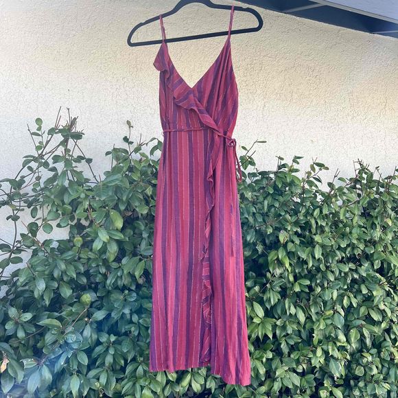 Rails Ariel Ruffle Wrap Dress Striped Rouge Midi Size Small - Picture 3 of 9